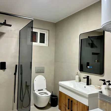 Apartamento 2 *